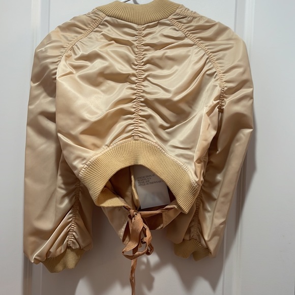 NWT- Gorgeous Outerwear for Winter -Japanese Style - Picture 2 of 10